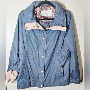 Jessica Simpson Blue With Pink Trim Water Resistant Jacket. No‎ Hood. Womens XL.